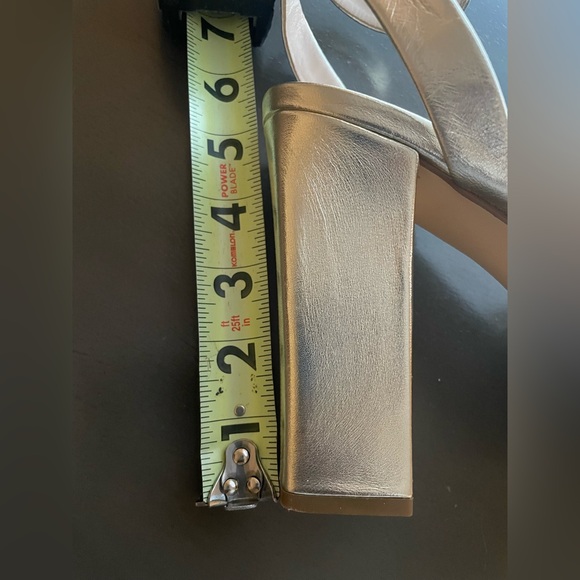 Marc Fisher LTD Women’s Strappy Dressy Platform Sandals Shoes - Picture 13 of 14